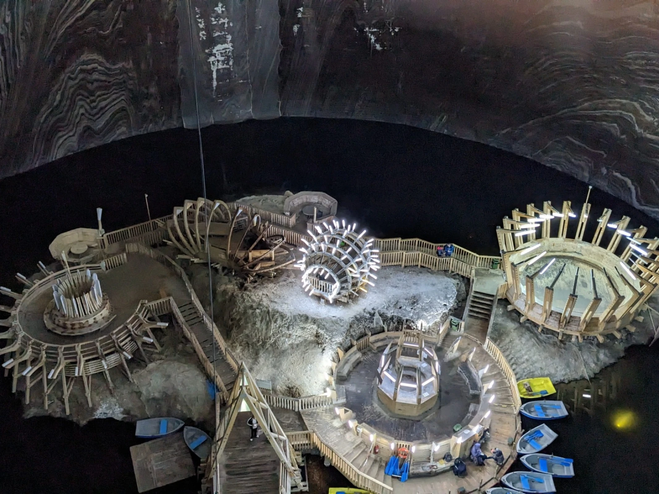 Party island in the salt mine pool!